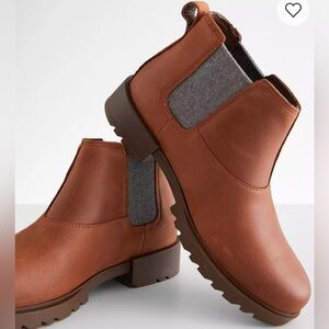 ****BNIB**** Sorel Emelie Chelsea Bootie Sz 8.5